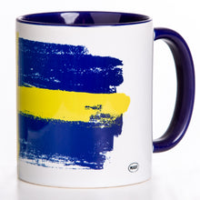 Lade das Bild in den Galerie-Viewer, Keramiktasse mit Schweden Flagge