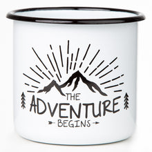 Lade das Bild in den Galerie-Viewer, THE ADVENTURE BEGINS Emaillebecher - verschiedene Farben