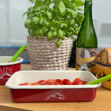 Lade das Bild in den Galerie-Viewer, REDLINE Emaille Geschirr: Auflaufform, Schale mit Motiv: Berge | Schüssel, Ofenform, Casserole für die Outdoorküche, Camping | 800 ml