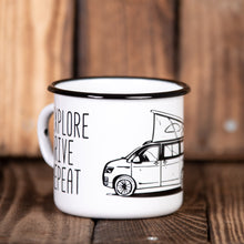 Lade das Bild in den Galerie-Viewer, EAT SLEEP CAMP Emaillebecher mit Campingbus mit Aufstelldach