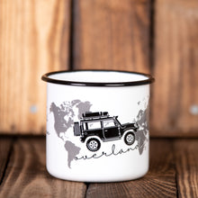 Lade das Bild in den Galerie-Viewer, OVERLANDER Emaillebecher in weiß - mit Geländewagen und Dachzelt Motiv