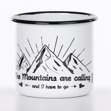 Lade das Bild in den Galerie-Viewer, MOUNTAINS ARE CALLING Emaillebecher in weiß - Inhalt 330ml - verschiedene Motive