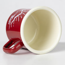 Lade das Bild in den Galerie-Viewer, REDLINE Emaille Geschirr: Emaille Becher mit Berg-Motiv | Emaille Tasse für Outdoor, Camping | 350 ml
