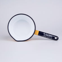 Lade das Bild in den Galerie-Viewer, WISDOM Serie | Emaille Kochtopf mit Griff | Farbe: apricot / ocker | 900ml