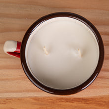 Lade das Bild in den Galerie-Viewer, Sojawachs Kerze im Emaillebecher | Becher 350ml | Modell: Grand Canyon