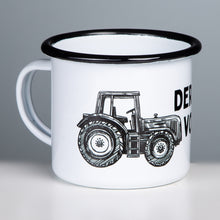 Lade das Bild in den Galerie-Viewer, HELD VOM FELD Emaillebecher mit Traktor Motiv