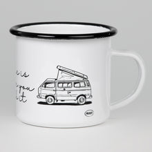 Lade das Bild in den Galerie-Viewer, HOME IS WHERE YOU PARK IT Emaillebecher mit Campingbus mit Aufstelldach