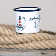 Lade das Bild in den Galerie-Viewer, KÜSTENKIND - HEIMATHAFEN maritimer Emaillebecher