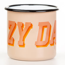 Lade das Bild in den Galerie-Viewer, LAZY DAYS Emaillebecher im Retro Style - sandfarben, 2 Designvarianten - Inhalt 330ml