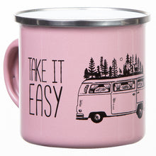 Lade das Bild in den Galerie-Viewer, KEEP IT SIMPLE - TAKE IT EASY | Emaillebecher mit silbernem Rand | Farben: olivgrün/rosa