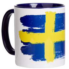 Lade das Bild in den Galerie-Viewer, Keramiktasse mit Schweden Flagge
